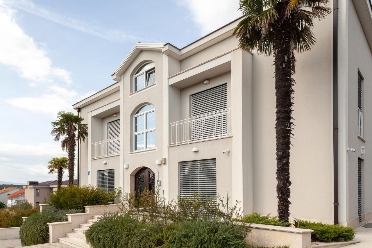 מאלינסקה Luxury Rooms Vila Carissa מראה חיצוני תמונה